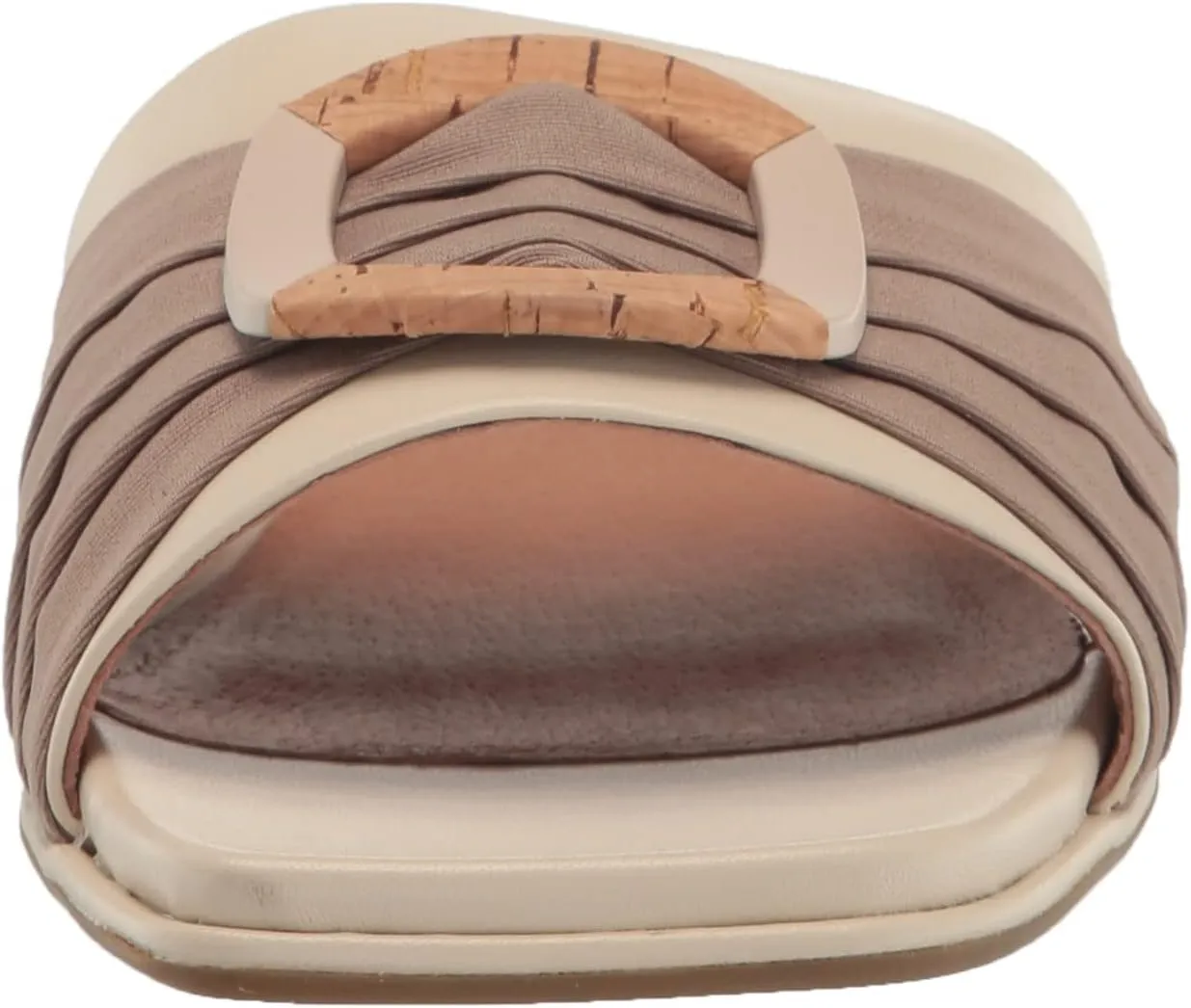 Gentle Souls by Kenneth Cole Women's Rhea Flat Sandal