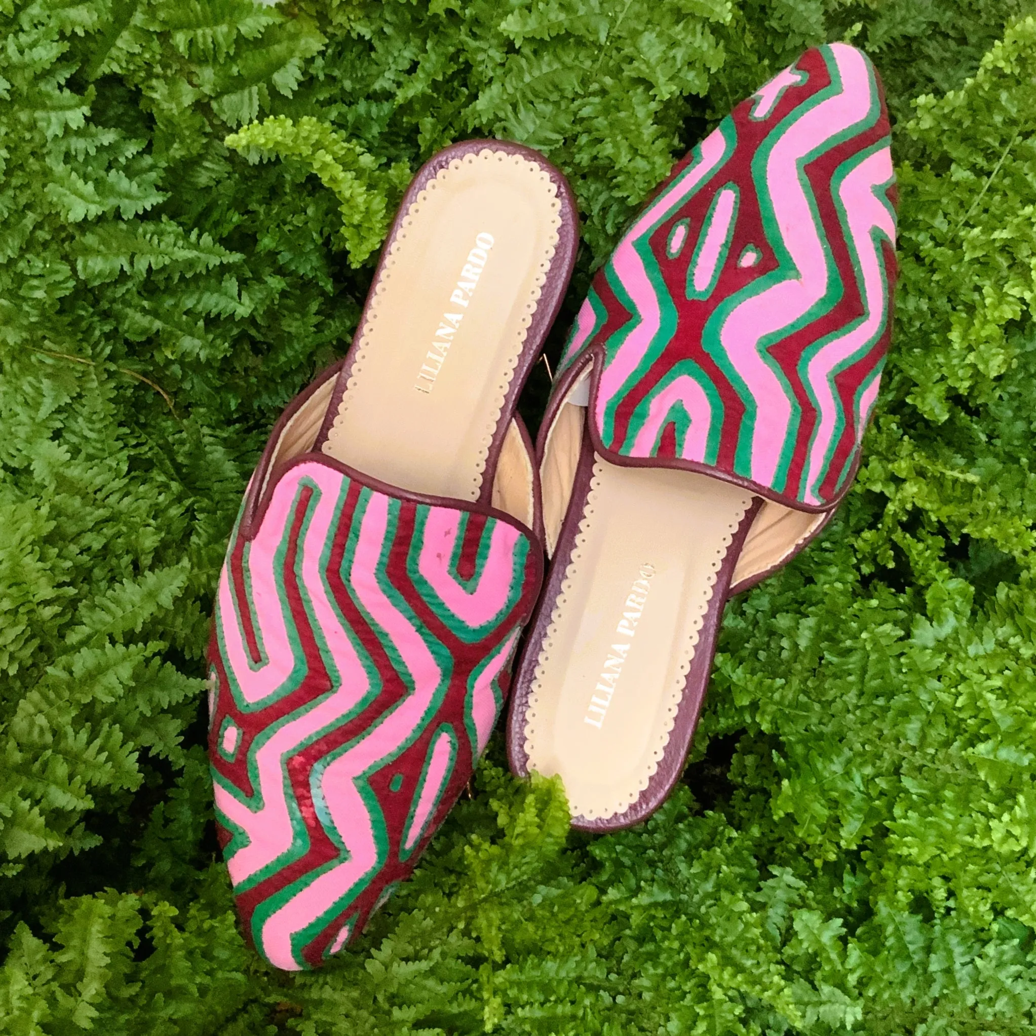 Mola Mules | Wine Pink