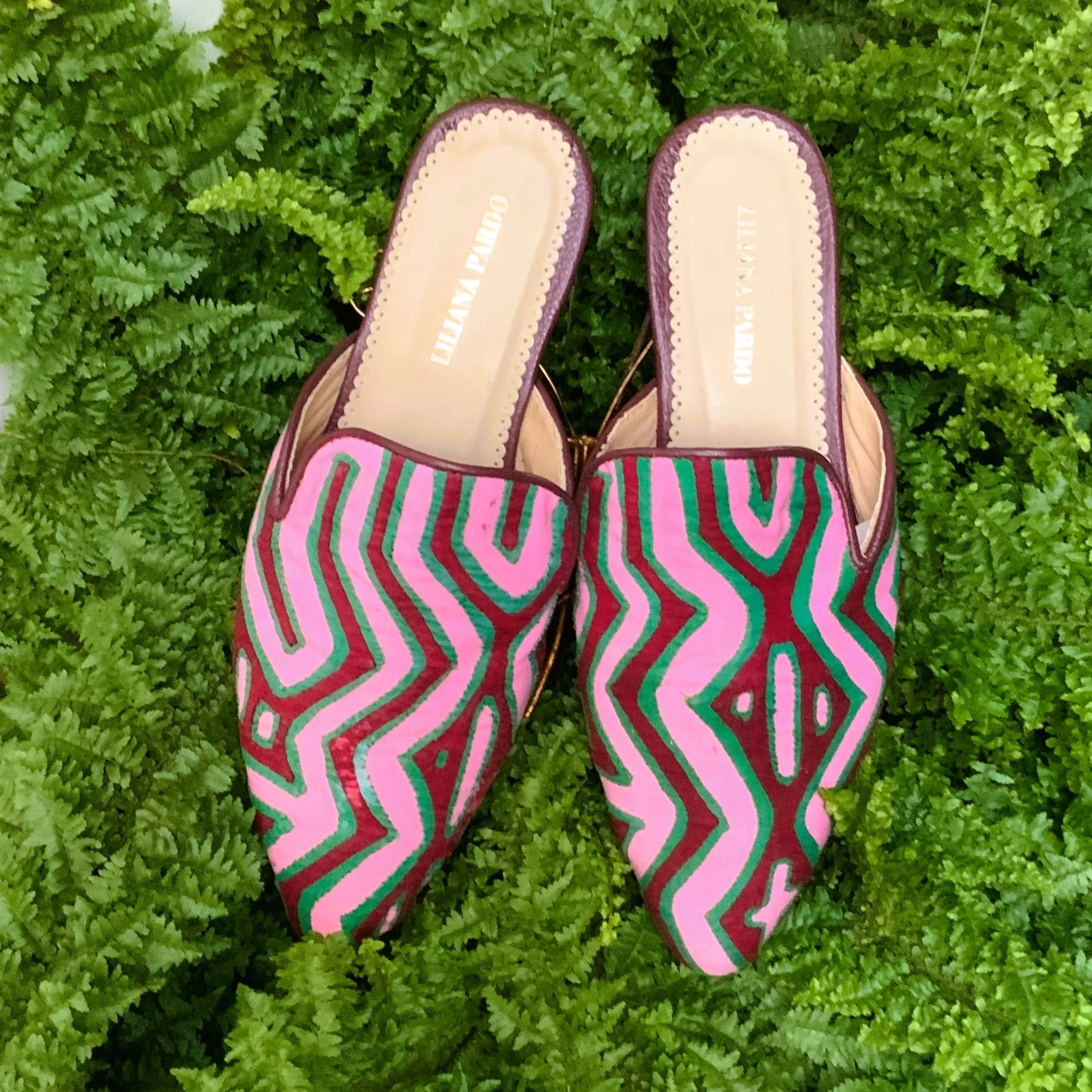 Mola Mules | Wine Pink