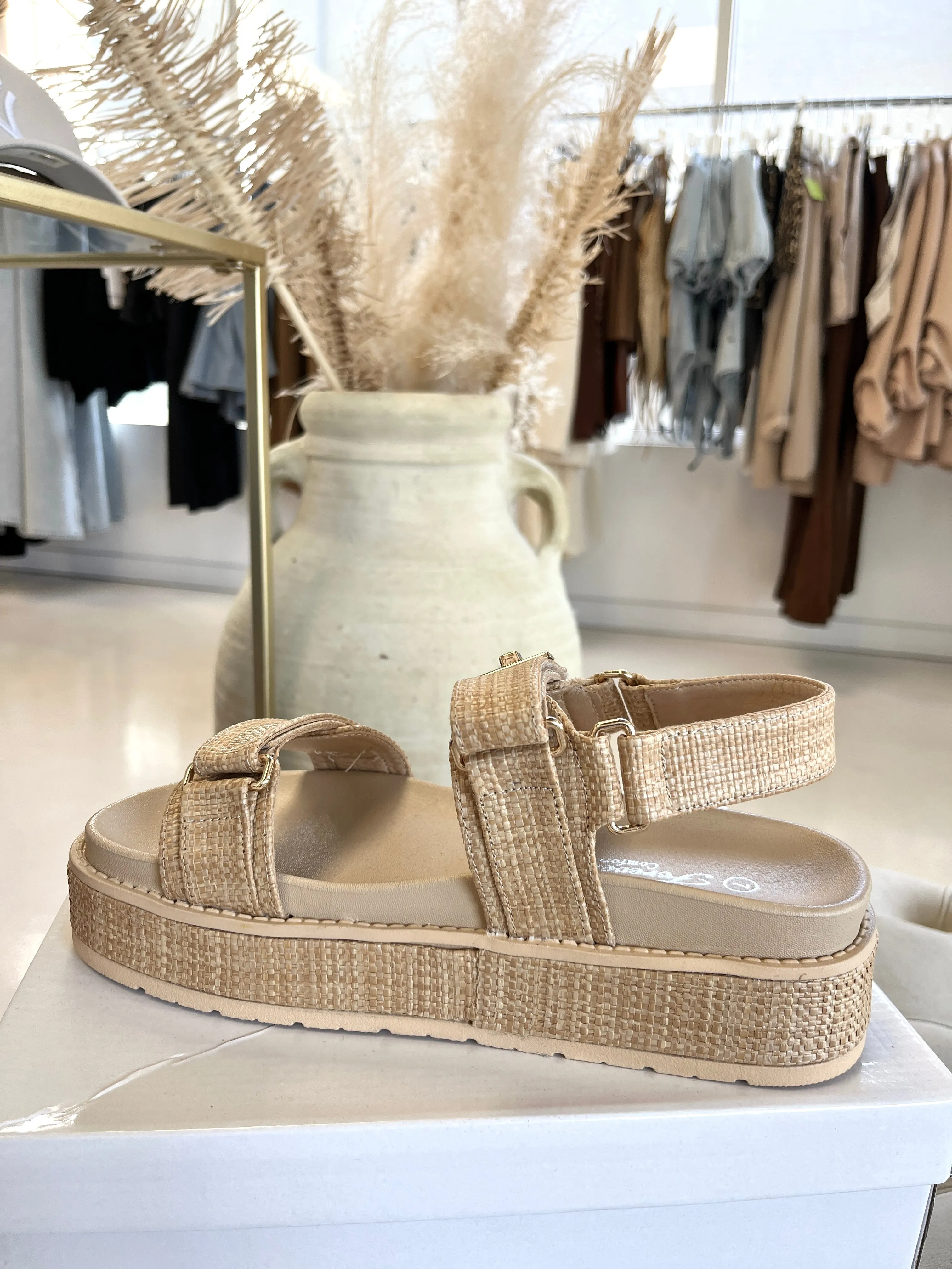 NEW STEVIE SANDAL (BEIGE)