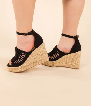 Only a few left Wedges Black Juti in Best deal