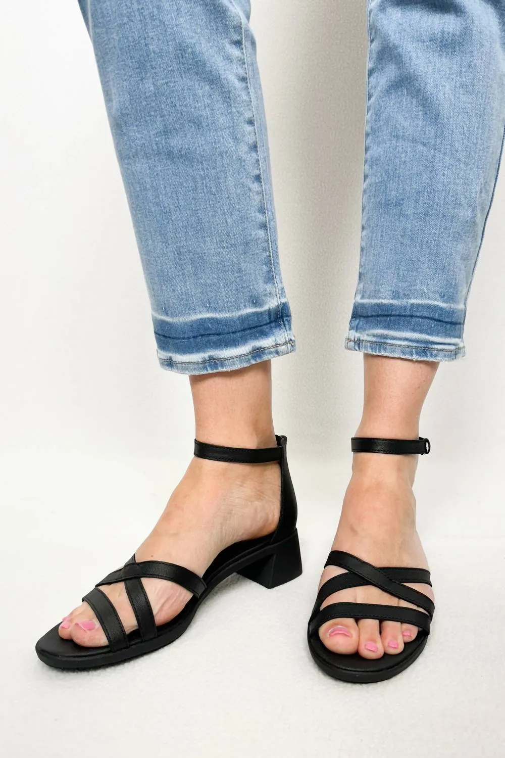 Women's Noni Heeled Sandal In Black